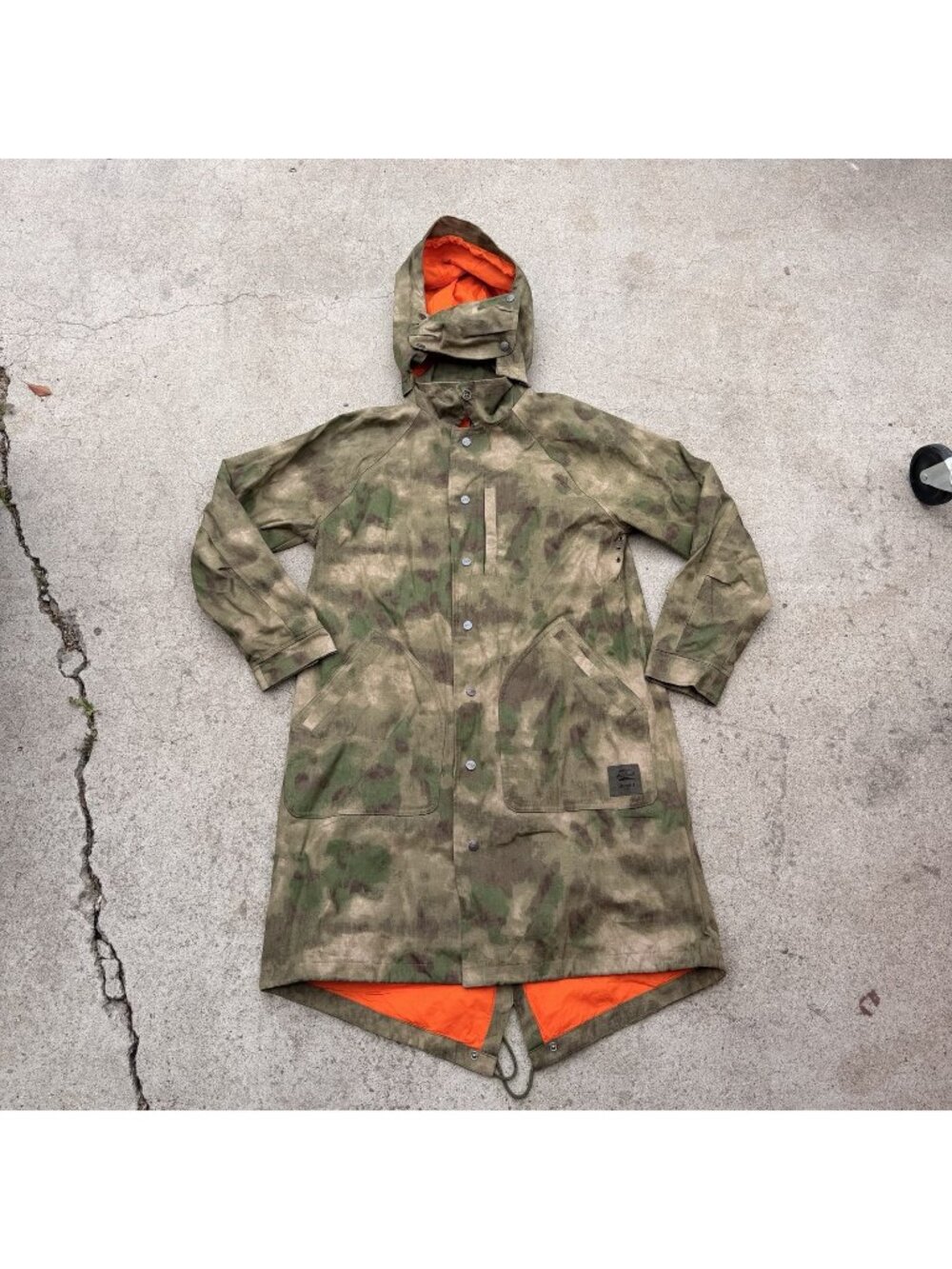 Todd Snyder x Converse Trench Jacket Parka size Small Beige/Camo